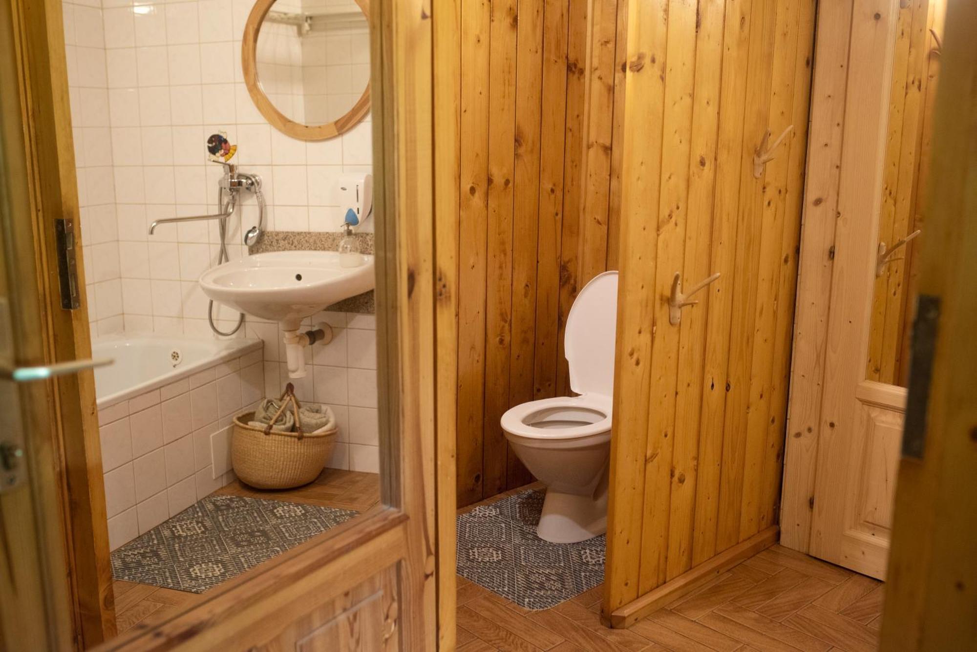 Krajinka Chalet *